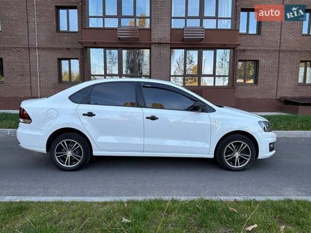 Фольксваген Поло, объемом двигателя 1.6 л и пробегом 108 тыс. км за 8950 $, фото 1 на Automoto.ua