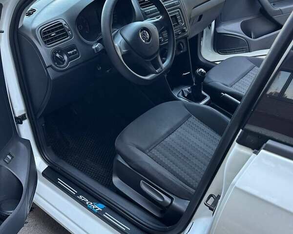 Фольксваген Поло, объемом двигателя 1.6 л и пробегом 108 тыс. км за 8950 $, фото 13 на Automoto.ua