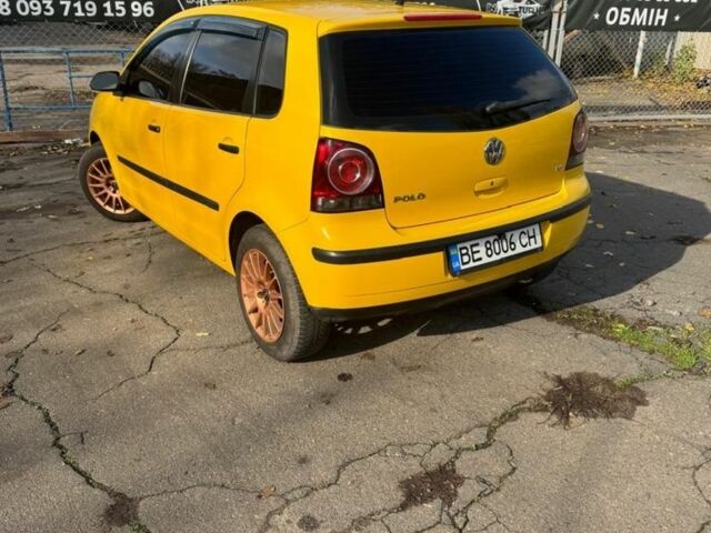 Жовтий Фольксваген Поло, об'ємом двигуна 1.4 л та пробігом 150 тис. км за 4000 $, фото 3 на Automoto.ua