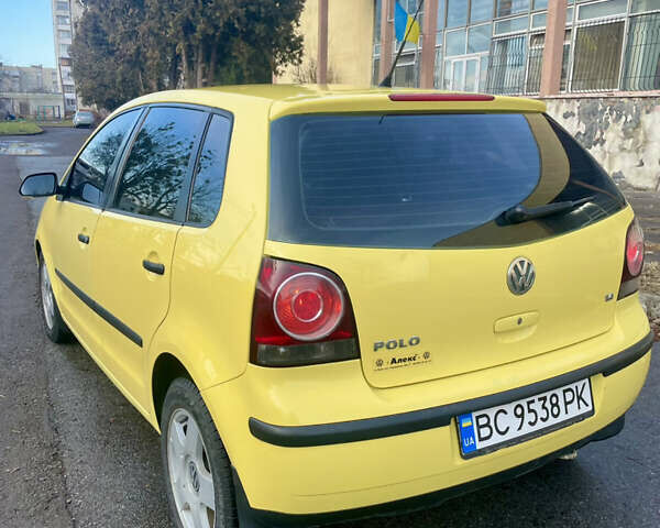 Жовтий Фольксваген Поло, об'ємом двигуна 1.4 л та пробігом 183 тис. км за 5700 $, фото 5 на Automoto.ua