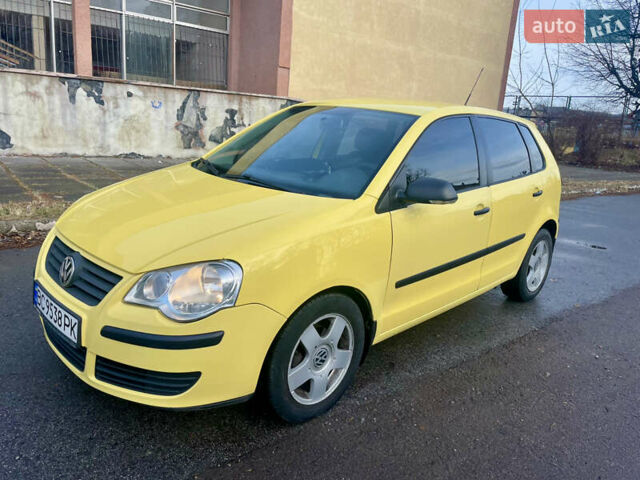 Жовтий Фольксваген Поло, об'ємом двигуна 1.4 л та пробігом 183 тис. км за 5700 $, фото 1 на Automoto.ua