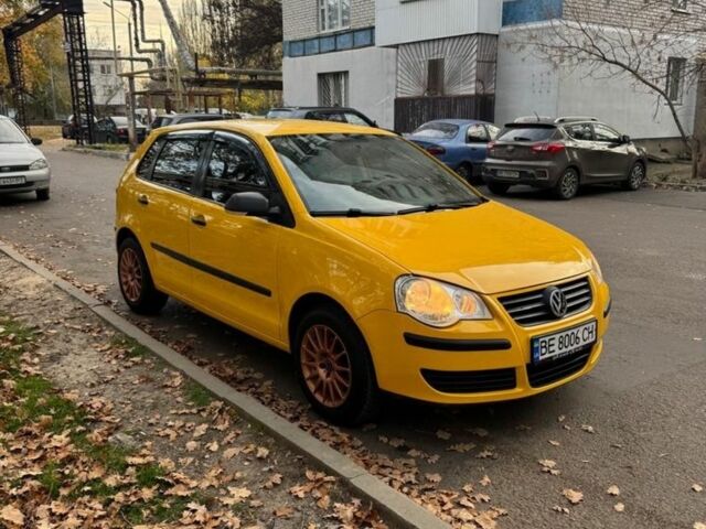 Желтый Фольксваген Поло, объемом двигателя 1.4 л и пробегом 150 тыс. км за 4000 $, фото 4 на Automoto.ua