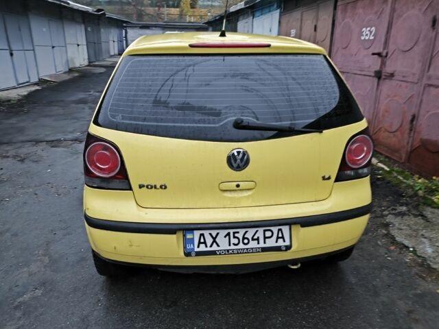 Желтый Фольксваген Поло, объемом двигателя 1.4 л и пробегом 123 тыс. км за 5300 $, фото 3 на Automoto.ua