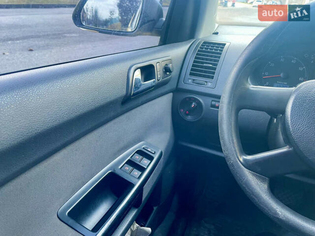 Жовтий Фольксваген Поло, об'ємом двигуна 1.4 л та пробігом 183 тис. км за 5700 $, фото 11 на Automoto.ua