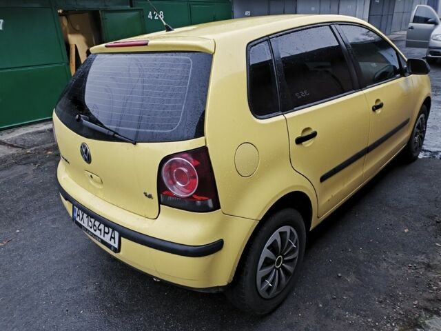 Желтый Фольксваген Поло, объемом двигателя 1.4 л и пробегом 123 тыс. км за 5300 $, фото 6 на Automoto.ua