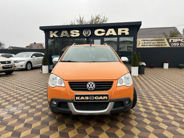Жовтий Фольксваген Поло, об'ємом двигуна 1.4 л та пробігом 239 тис. км за 5350 $, фото 1 на Automoto.ua