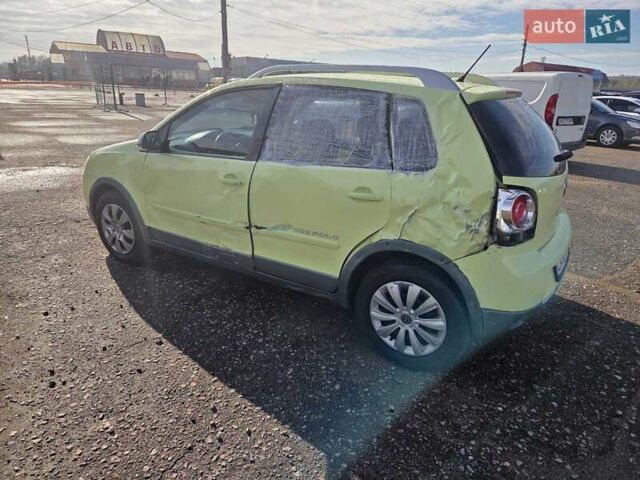 Желтый Фольксваген Поло, объемом двигателя 1.6 л и пробегом 124 тыс. км за 2900 $, фото 16 на Automoto.ua