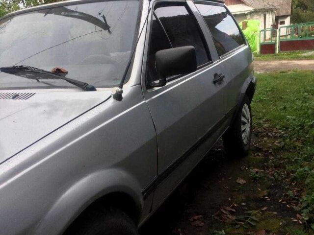 Серый Фольксваген Поло, объемом двигателя 1.3 л и пробегом 190 тыс. км за 850 $, фото 4 на Automoto.ua