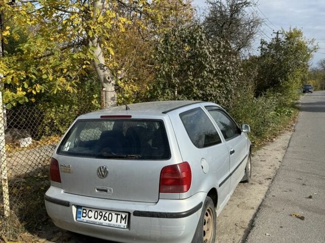 Серый Фольксваген Поло, объемом двигателя 1.4 л и пробегом 380 тыс. км за 1300 $, фото 1 на Automoto.ua