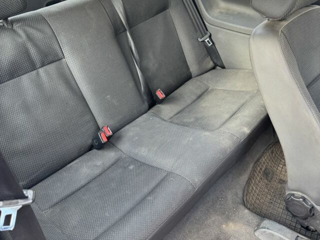 Серый Фольксваген Поло, объемом двигателя 1.4 л и пробегом 380 тыс. км за 1300 $, фото 4 на Automoto.ua