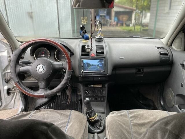 Серый Фольксваген Поло, объемом двигателя 1.4 л и пробегом 389 тыс. км за 3600 $, фото 5 на Automoto.ua