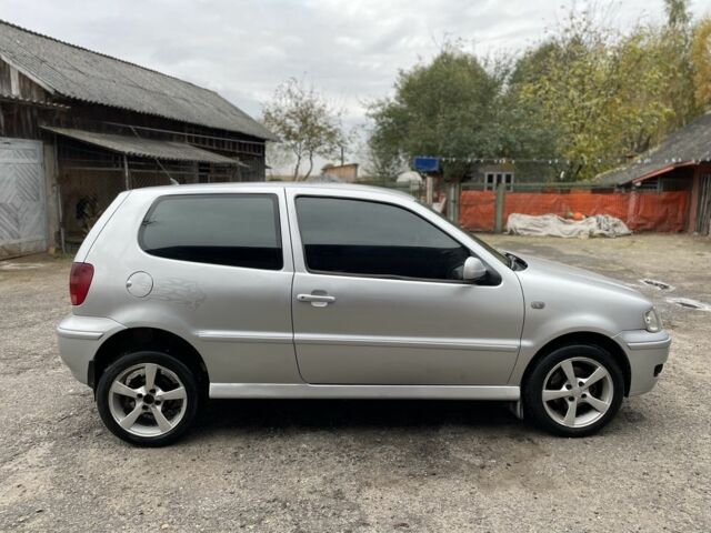 Серый Фольксваген Поло, объемом двигателя 1.4 л и пробегом 389 тыс. км за 3600 $, фото 2 на Automoto.ua