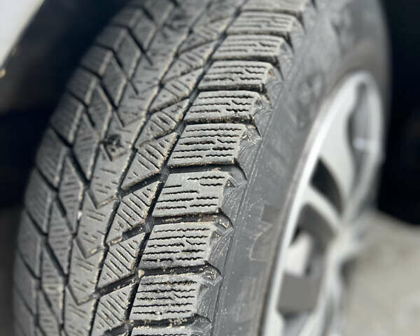 Сірий Фольксваген Поло, об'ємом двигуна 1.4 л та пробігом 380 тис. км за 1950 $, фото 13 на Automoto.ua