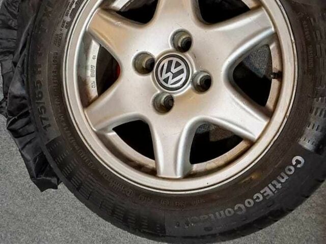 Серый Фольксваген Поло, объемом двигателя 1.4 л и пробегом 202 тыс. км за 4000 $, фото 16 на Automoto.ua