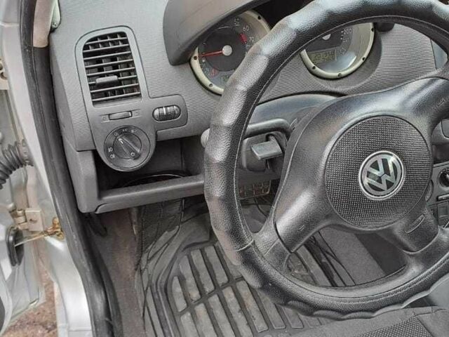 Серый Фольксваген Поло, объемом двигателя 1.4 л и пробегом 202 тыс. км за 4000 $, фото 8 на Automoto.ua