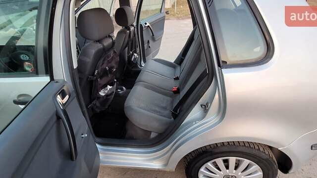 Сірий Фольксваген Поло, об'ємом двигуна 1.2 л та пробігом 178 тис. км за 3400 $, фото 17 на Automoto.ua