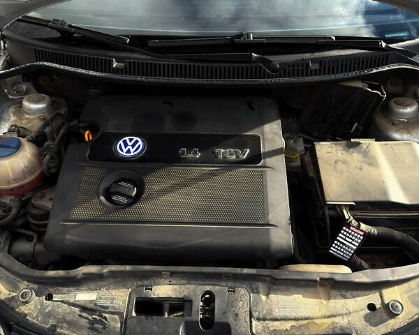 Сірий Фольксваген Поло, об'ємом двигуна 1.39 л та пробігом 238 тис. км за 4000 $, фото 8 на Automoto.ua