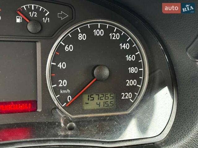 Серый Фольксваген Поло, объемом двигателя 1.4 л и пробегом 160 тыс. км за 4000 $, фото 1 на Automoto.ua