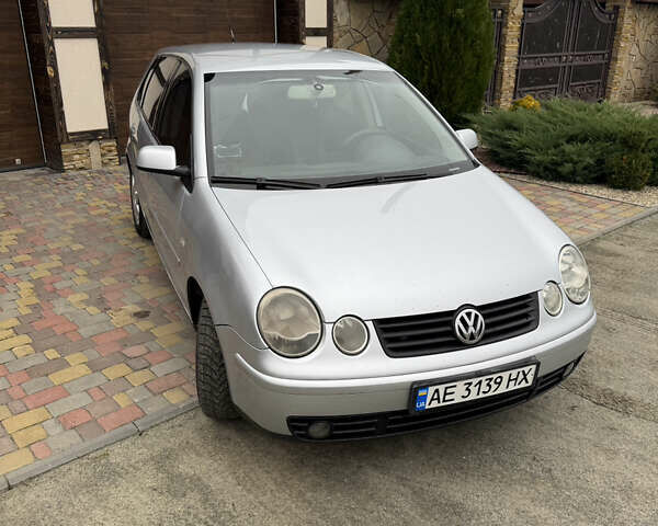 Серый Фольксваген Поло, объемом двигателя 1.39 л и пробегом 205 тыс. км за 3300 $, фото 6 на Automoto.ua