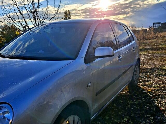 Фольксваген Поло 2002 в Кропивницком (Кировограде) на Automoto.ua Серый Фольксваген Поло, объемом двигателя 1.2 л и пробегом 215 тыс. км за 4200 $, фото 1 на Automoto.ua