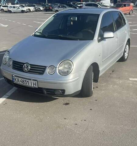 Серый Фольксваген Поло, объемом двигателя 1.4 л и пробегом 219 тыс. км за 4200 $, фото 2 на Automoto.ua