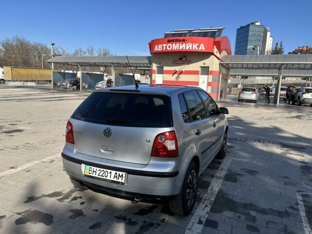 Серый Фольксваген Поло, объемом двигателя 1.4 л и пробегом 203 тыс. км за 4300 $, фото 4 на Automoto.ua