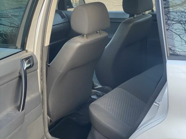 Сірий Фольксваген Поло, об'ємом двигуна 1.4 л та пробігом 196 тис. км за 3500 $, фото 6 на Automoto.ua