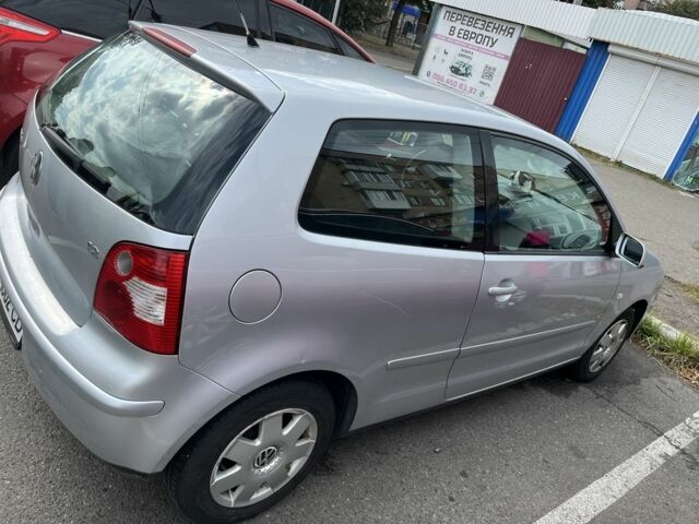 Серый Фольксваген Поло, объемом двигателя 1.2 л и пробегом 220 тыс. км за 4500 $, фото 7 на Automoto.ua