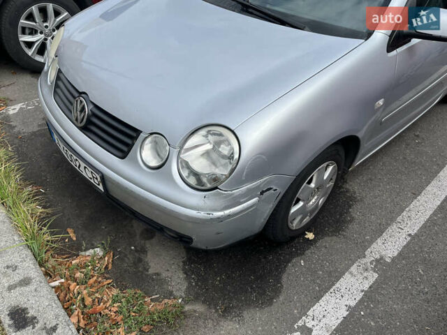 Серый Фольксваген Поло, объемом двигателя 1.2 л и пробегом 220 тыс. км за 4500 $, фото 1 на Automoto.ua