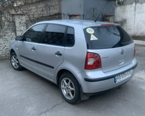 Серый Фольксваген Поло, объемом двигателя 1.39 л и пробегом 230 тыс. км за 4800 $, фото 4 на Automoto.ua