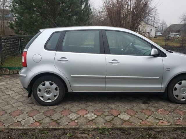 Серый Фольксваген Поло, объемом двигателя 1.2 л и пробегом 250 тыс. км за 4500 $, фото 3 на Automoto.ua