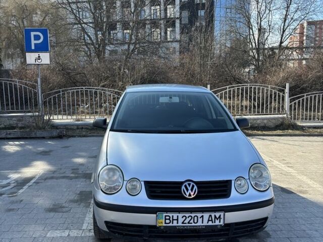 Серый Фольксваген Поло, объемом двигателя 1.4 л и пробегом 203 тыс. км за 4300 $, фото 1 на Automoto.ua