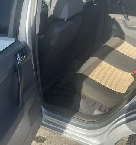 Серый Фольксваген Поло, объемом двигателя 1.4 л и пробегом 219 тыс. км за 4200 $, фото 16 на Automoto.ua