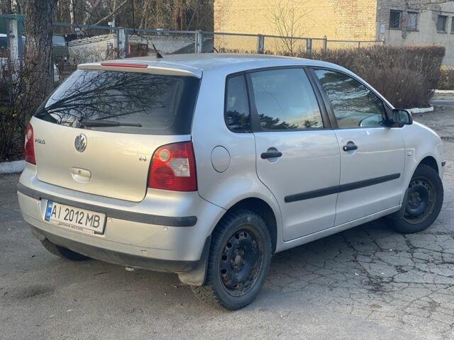 Сірий Фольксваген Поло, об'ємом двигуна 1.4 л та пробігом 196 тис. км за 3500 $, фото 2 на Automoto.ua