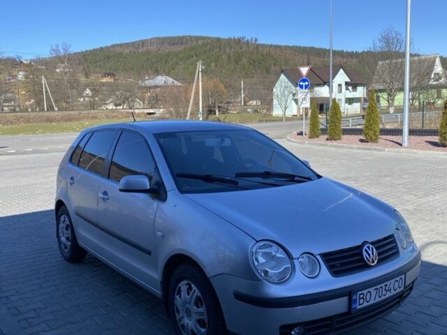 Серый Фольксваген Поло, объемом двигателя 1.2 л и пробегом 450 тыс. км за 2999 $, фото 4 на Automoto.ua