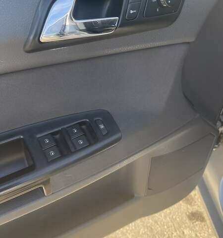 Серый Фольксваген Поло, объемом двигателя 1.4 л и пробегом 219 тыс. км за 4200 $, фото 36 на Automoto.ua