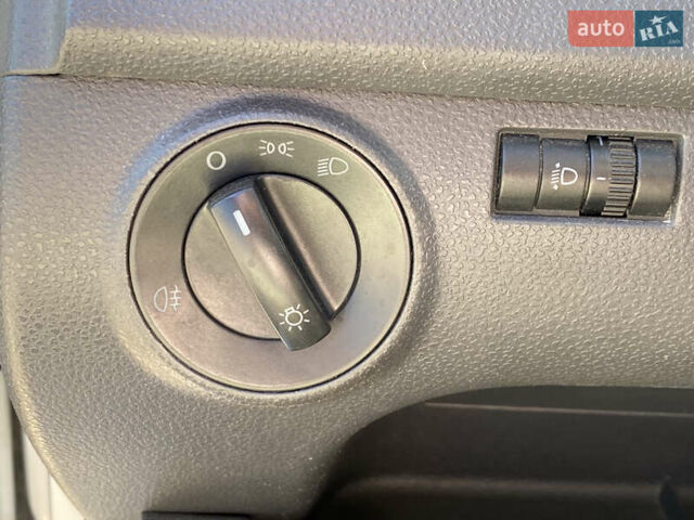 Серый Фольксваген Поло, объемом двигателя 1.2 л и пробегом 217 тыс. км за 2999 $, фото 12 на Automoto.ua