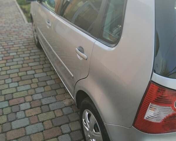 Серый Фольксваген Поло, объемом двигателя 1.39 л и пробегом 140 тыс. км за 4200 $, фото 6 на Automoto.ua