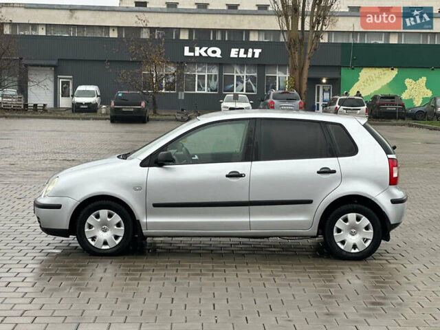 Серый Фольксваген Поло, объемом двигателя 1.2 л и пробегом 250 тыс. км за 3700 $, фото 7 на Automoto.ua