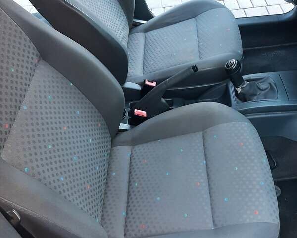 Серый Фольксваген Поло, объемом двигателя 1.2 л и пробегом 205 тыс. км за 4700 $, фото 12 на Automoto.ua