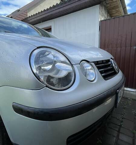 Серый Фольксваген Поло, объемом двигателя 1.39 л и пробегом 331 тыс. км за 3800 $, фото 19 на Automoto.ua