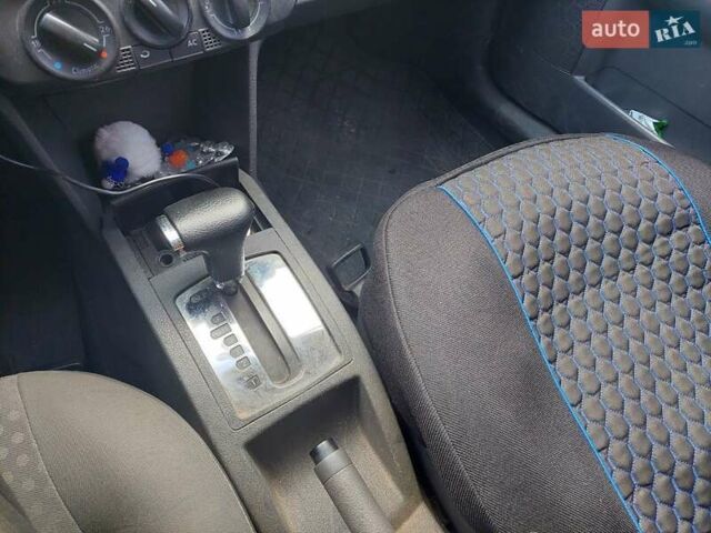 Серый Фольксваген Поло, объемом двигателя 1.4 л и пробегом 240 тыс. км за 4500 $, фото 4 на Automoto.ua