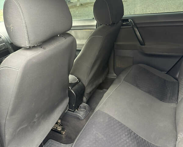 Серый Фольксваген Поло, объемом двигателя 1.2 л и пробегом 272 тыс. км за 3500 $, фото 8 на Automoto.ua