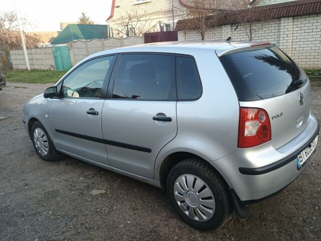 Серый Фольксваген Поло, объемом двигателя 1.4 л и пробегом 201 тыс. км за 4500 $, фото 5 на Automoto.ua