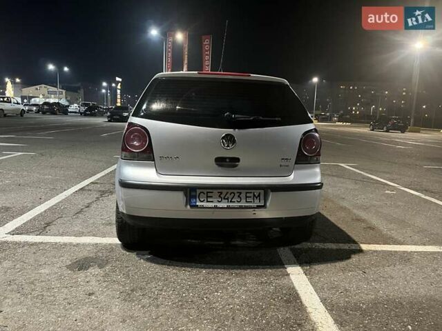 Серый Фольксваген Поло, объемом двигателя 1.42 л и пробегом 323 тыс. км за 4300 $, фото 6 на Automoto.ua