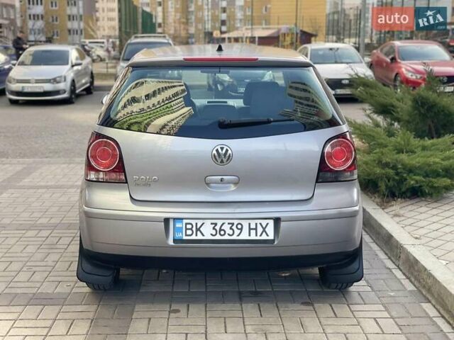 Серый Фольксваген Поло, объемом двигателя 1.2 л и пробегом 156 тыс. км за 3750 $, фото 19 на Automoto.ua