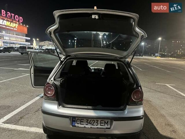 Серый Фольксваген Поло, объемом двигателя 1.42 л и пробегом 323 тыс. км за 4300 $, фото 3 на Automoto.ua