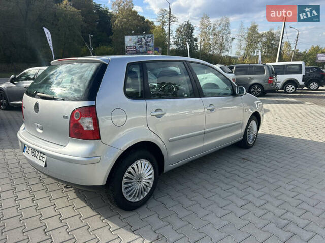 Сірий Фольксваген Поло, об'ємом двигуна 1.2 л та пробігом 214 тис. км за 3700 $, фото 3 на Automoto.ua