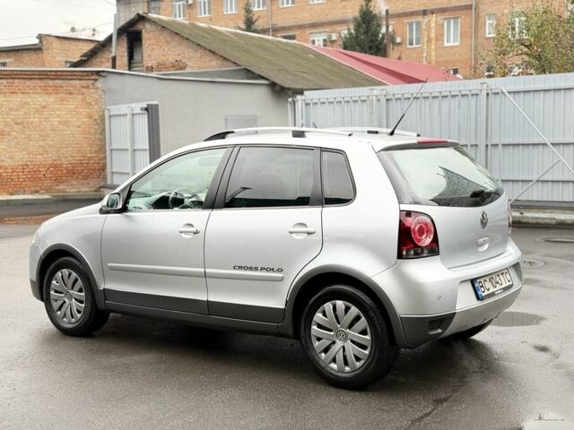 Сірий Фольксваген Поло, об'ємом двигуна 1.4 л та пробігом 180 тис. км за 6700 $, фото 2 на Automoto.ua