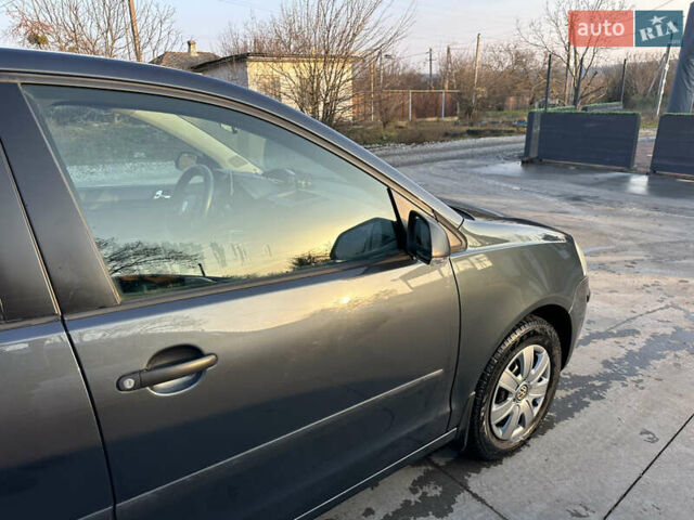 Серый Фольксваген Поло, объемом двигателя 1.4 л и пробегом 194 тыс. км за 6200 $, фото 7 на Automoto.ua